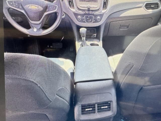 used 2022 Chevrolet Equinox car, priced at $23,070