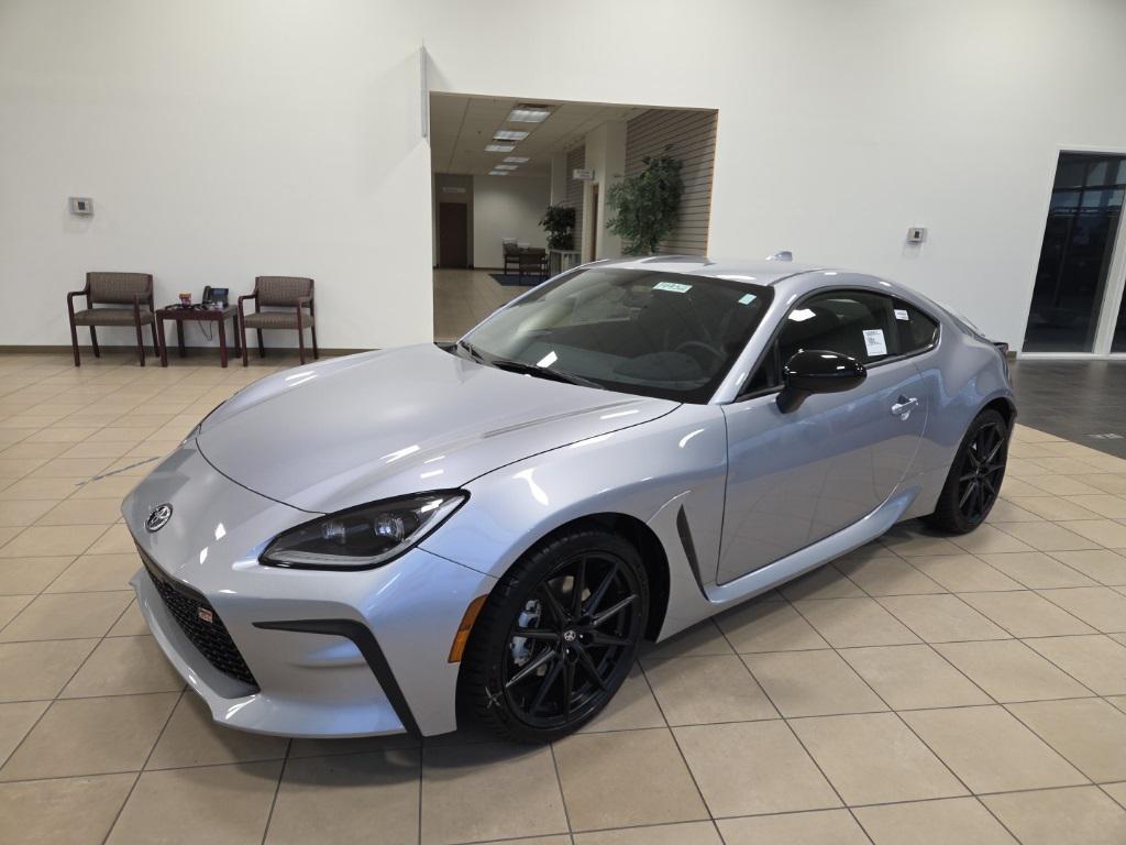 new 2025 Toyota GR86 car, priced at $35,754