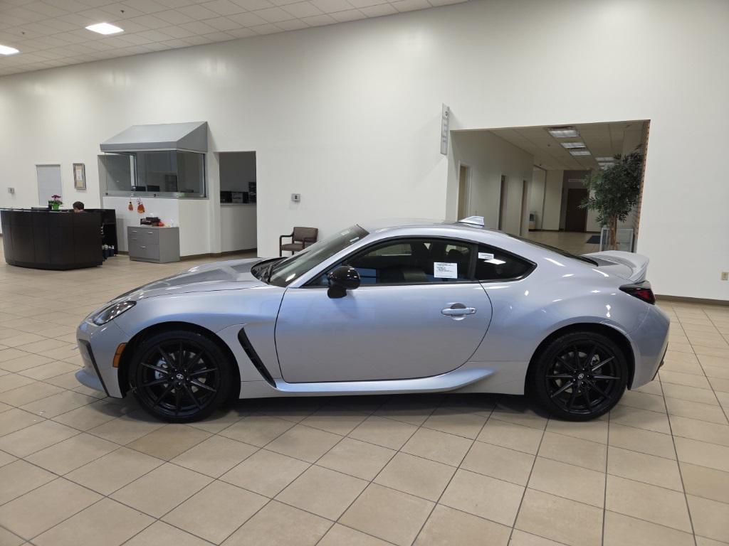 new 2025 Toyota GR86 car, priced at $35,754
