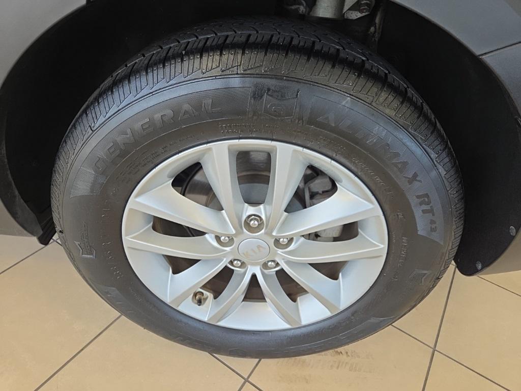used 2017 Kia Sorento car, priced at $12,439