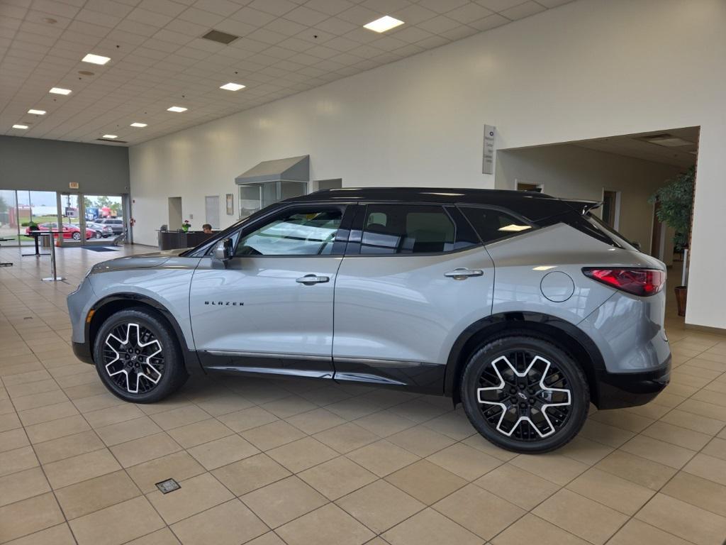 used 2024 Chevrolet Blazer car, priced at $35,995