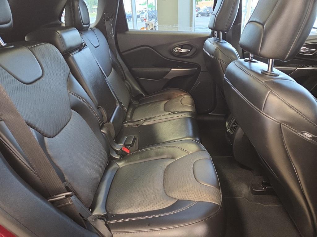 used 2021 Jeep Cherokee car, priced at $18,595
