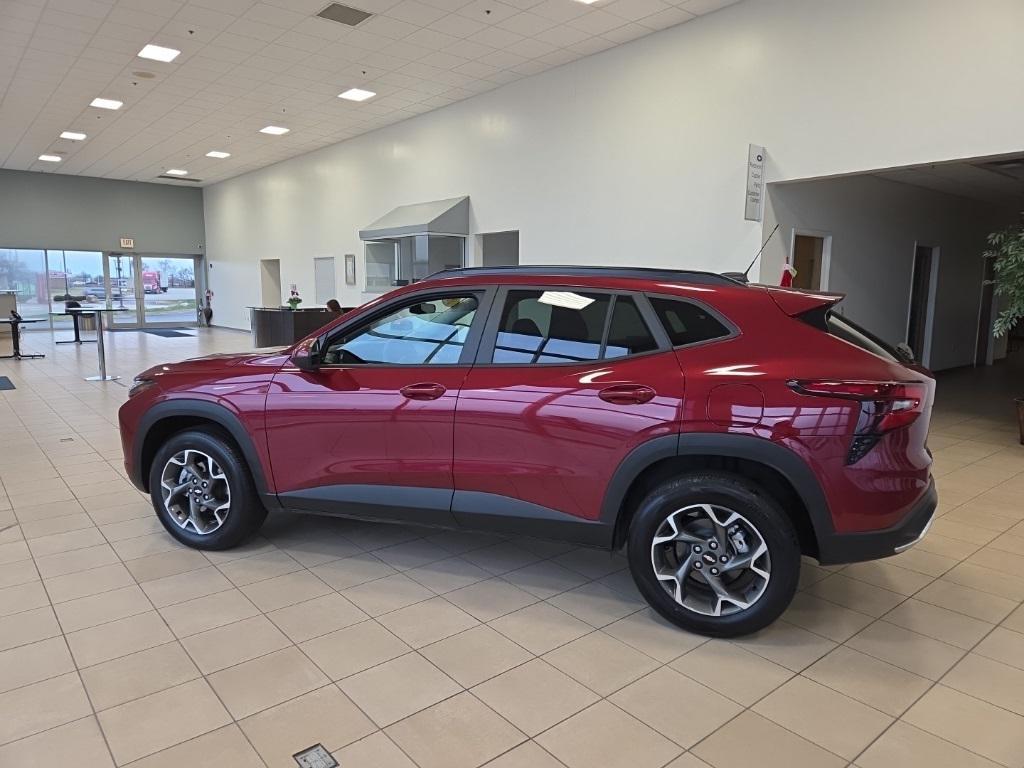 used 2024 Chevrolet Trax car, priced at $22,550