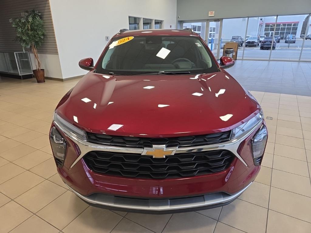 used 2024 Chevrolet Trax car, priced at $22,550