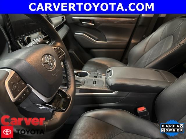 used 2023 Toyota Highlander car, priced at $44,116