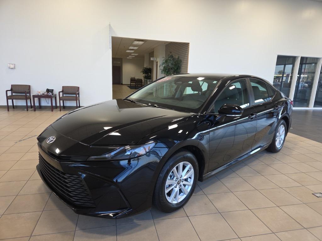 used 2025 Toyota Camry car, priced at $28,995