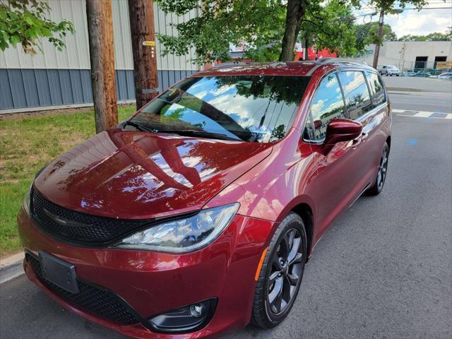 used 2019 Chrysler Pacifica car, priced at $13,995