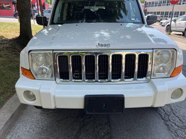 used 2008 Jeep Commander car, priced at $4,999