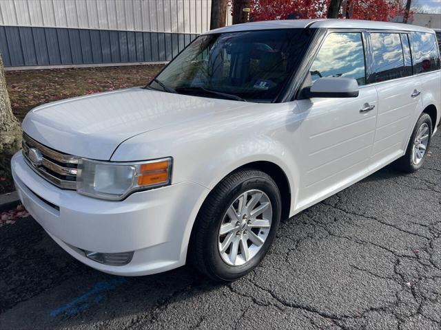 used 2011 Ford Flex car, priced at $4,999