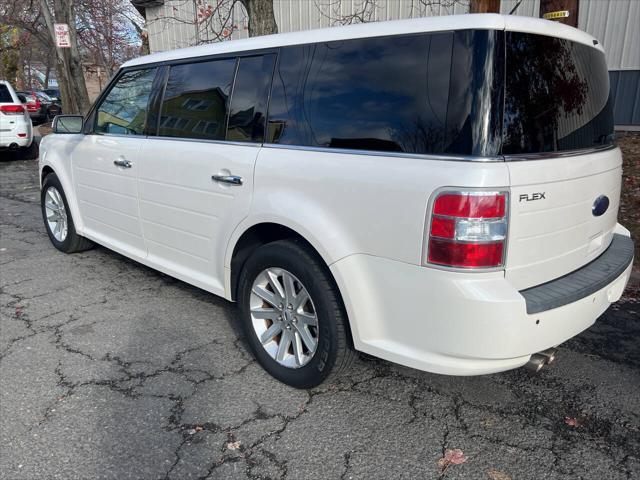 used 2011 Ford Flex car, priced at $4,999