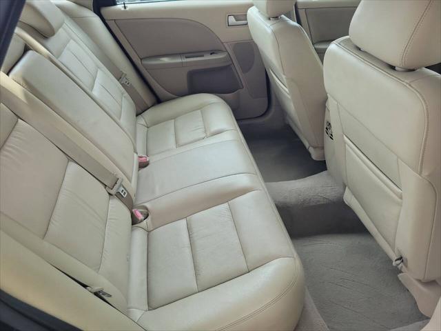 used 2005 Ford Five Hundred car, priced at $2,999