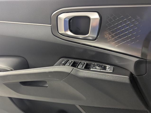 new 2025 Kia Sorento car, priced at $38,705