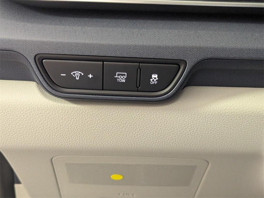 new 2025 Kia Carnival Hybrid car, priced at $42,920