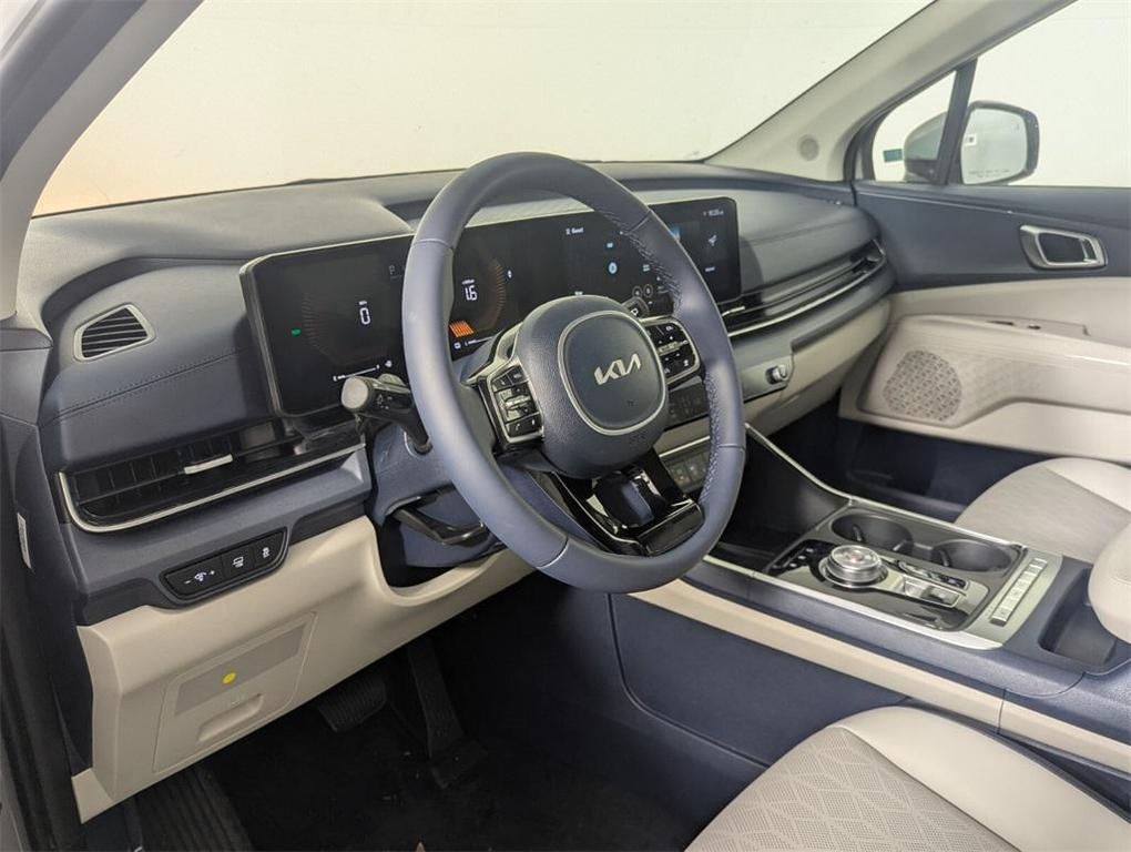 new 2025 Kia Carnival Hybrid car, priced at $42,920