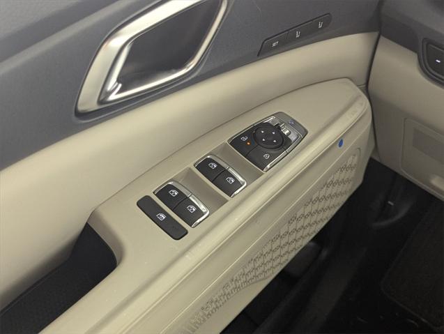 new 2025 Kia Carnival Hybrid car, priced at $46,150