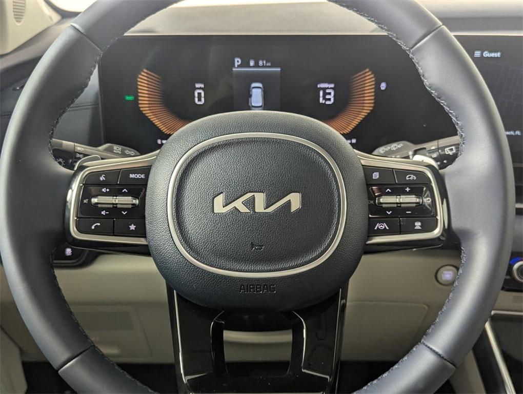 new 2025 Kia Carnival Hybrid car, priced at $42,920