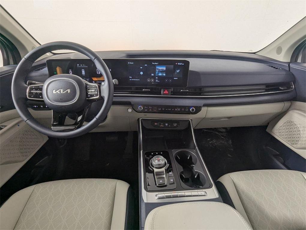 new 2025 Kia Carnival Hybrid car, priced at $42,920