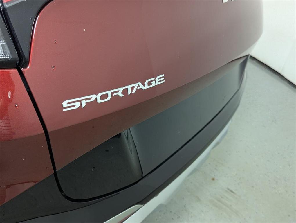 new 2025 Kia Sportage car, priced at $33,207