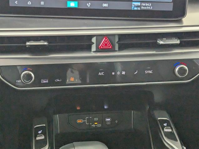 new 2025 Kia Sorento car, priced at $41,875