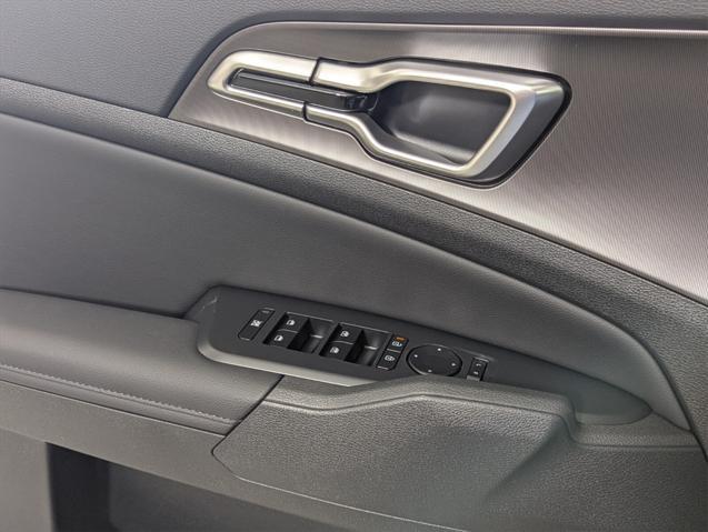 new 2026 Kia Sportage car, priced at $33,065