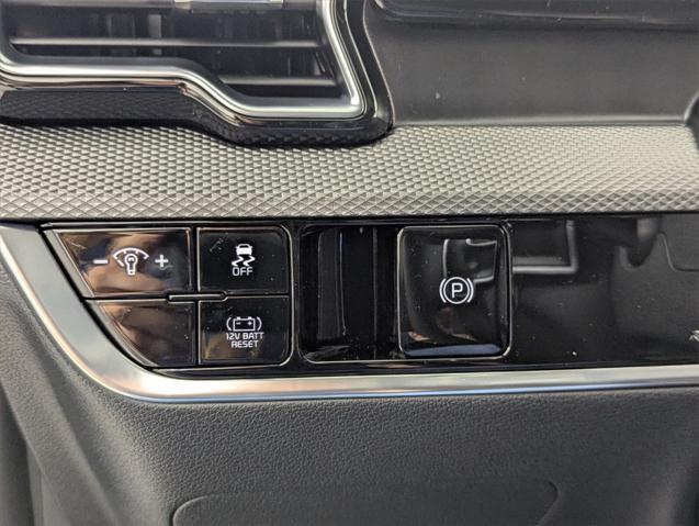 new 2025 Kia Sportage Hybrid car, priced at $31,105