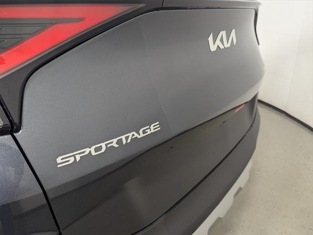 new 2025 Kia Sportage Hybrid car, priced at $31,105