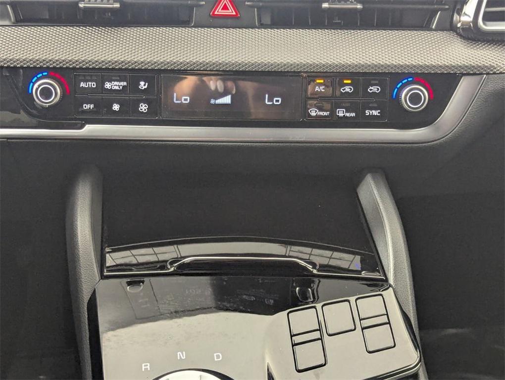 new 2025 Kia Sportage Hybrid car, priced at $29,550