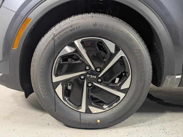 new 2025 Kia Sportage Hybrid car, priced at $31,105