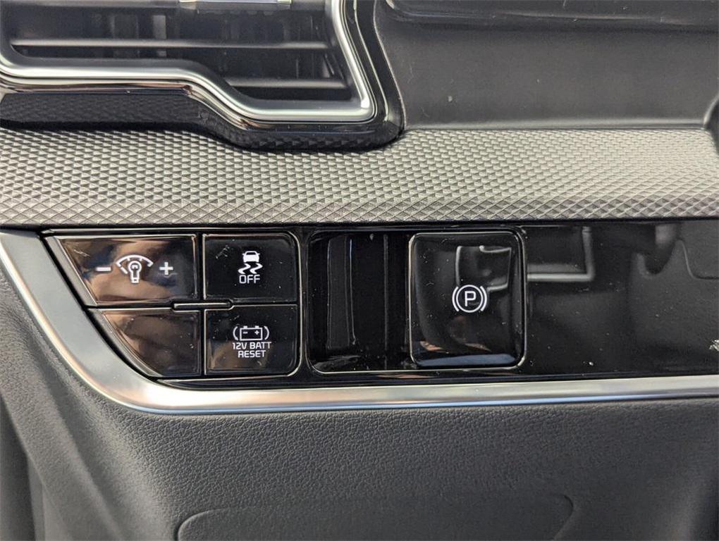 new 2025 Kia Sportage Hybrid car, priced at $29,550