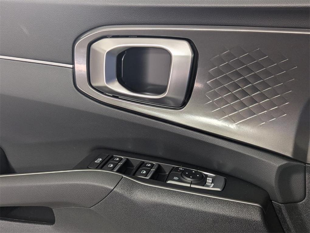 new 2025 Kia Sorento car, priced at $37,586