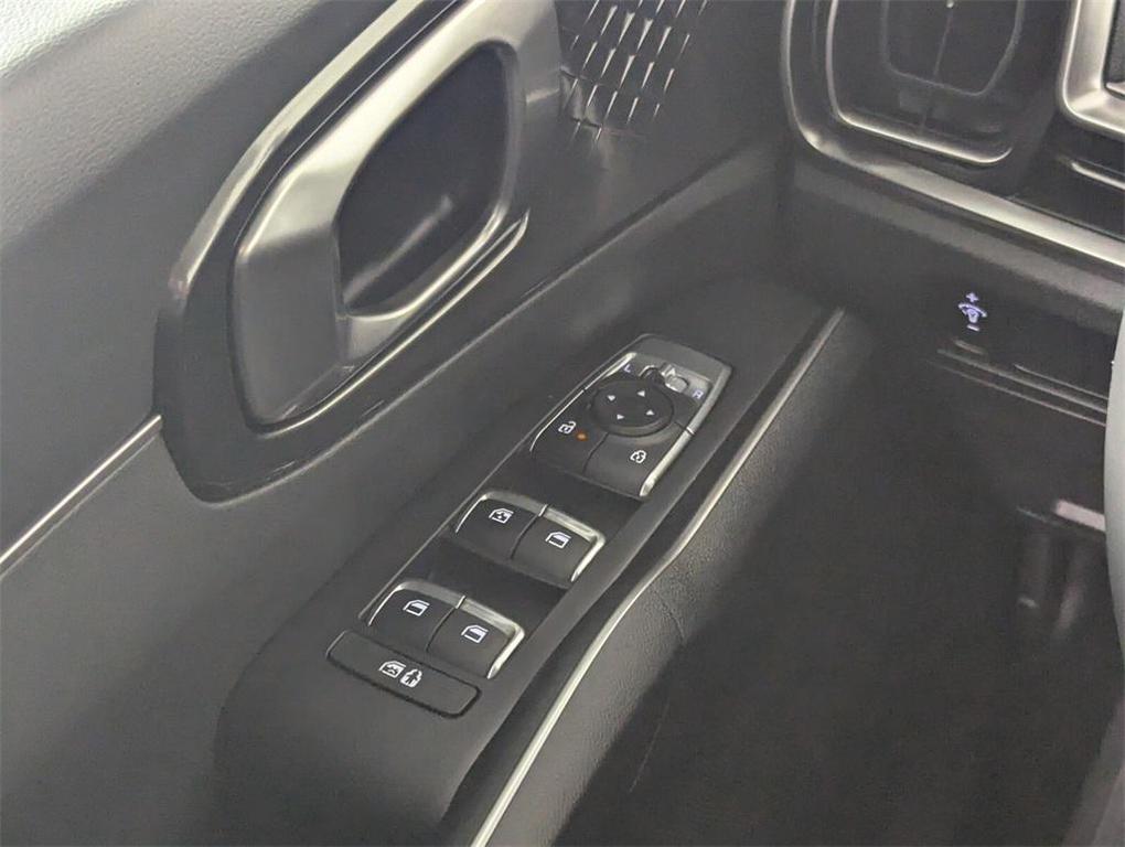 new 2025 Kia Sorento car, priced at $37,586