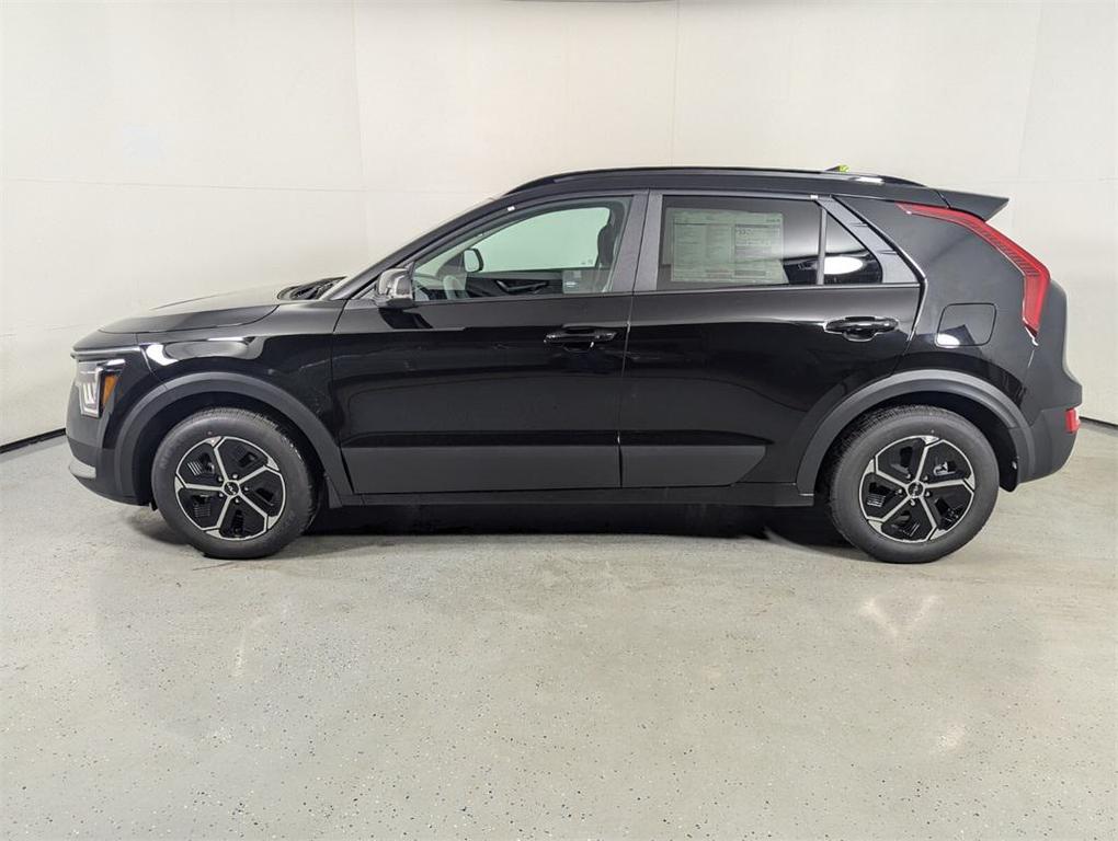 new 2025 Kia Niro car, priced at $30,989