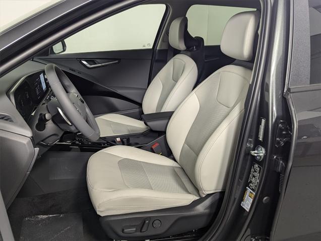 new 2025 Kia Niro car, priced at $31,690