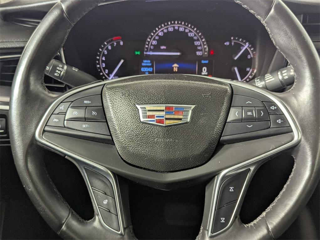 used 2017 Cadillac XT5 car, priced at $15,995