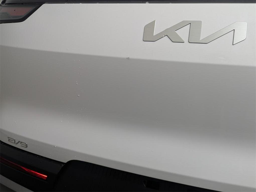 new 2026 Kia EV9 car, priced at $52,770