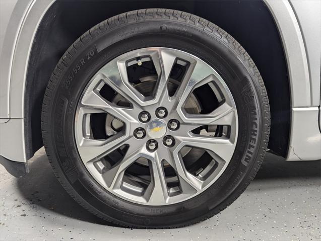 used 2018 Chevrolet Traverse car, priced at $22,781