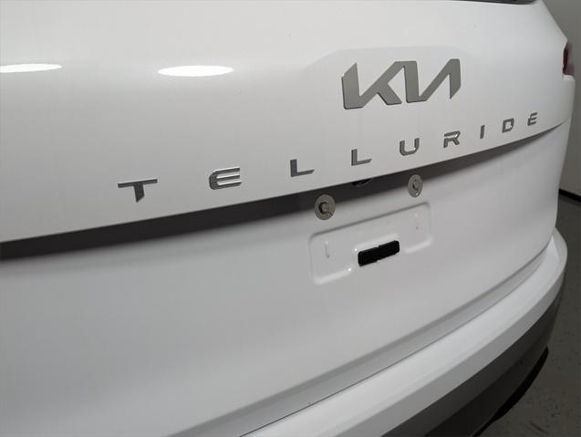 new 2025 Kia Telluride car, priced at $40,200