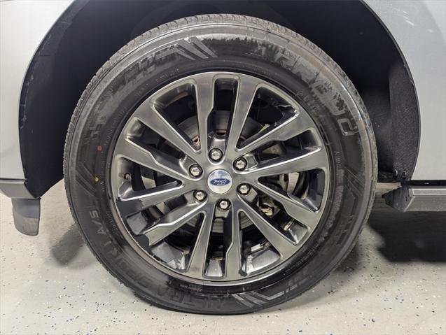 used 2020 Ford Expedition Max car, priced at $27,000