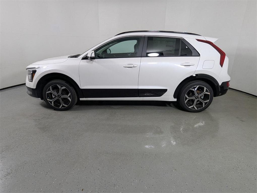 new 2025 Kia Niro car, priced at $32,666