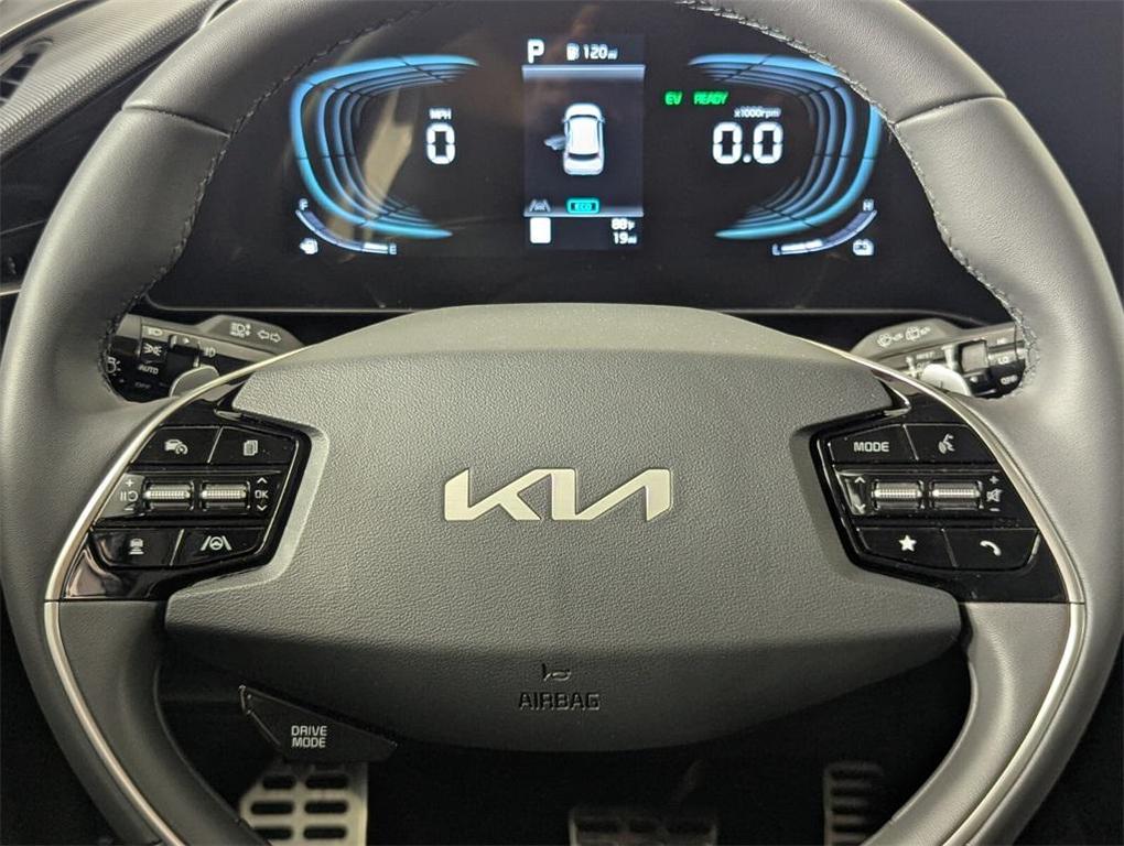 new 2025 Kia Niro car, priced at $32,666