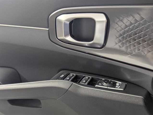 new 2025 Kia Sorento car, priced at $38,546
