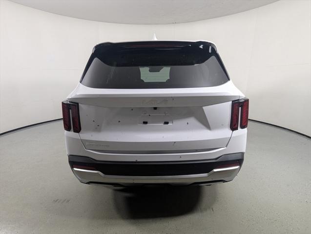 new 2025 Kia Sorento car, priced at $38,546