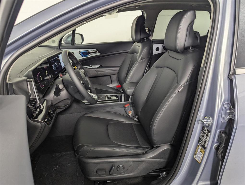 new 2025 Kia Sportage car, priced at $30,723