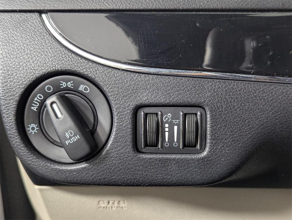 used 2016 Dodge Grand Caravan car