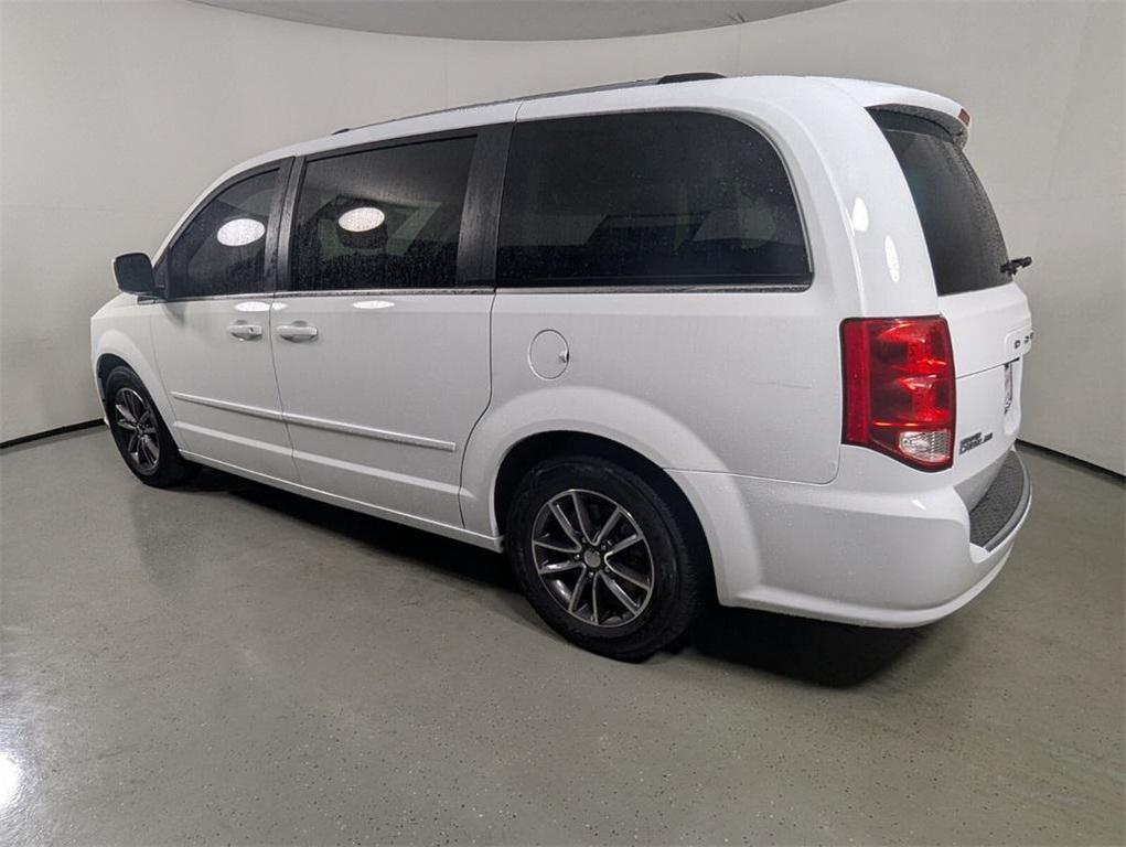 used 2016 Dodge Grand Caravan car