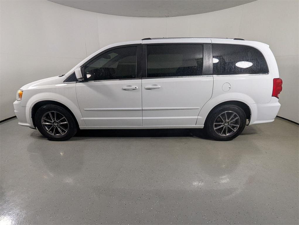 used 2016 Dodge Grand Caravan car