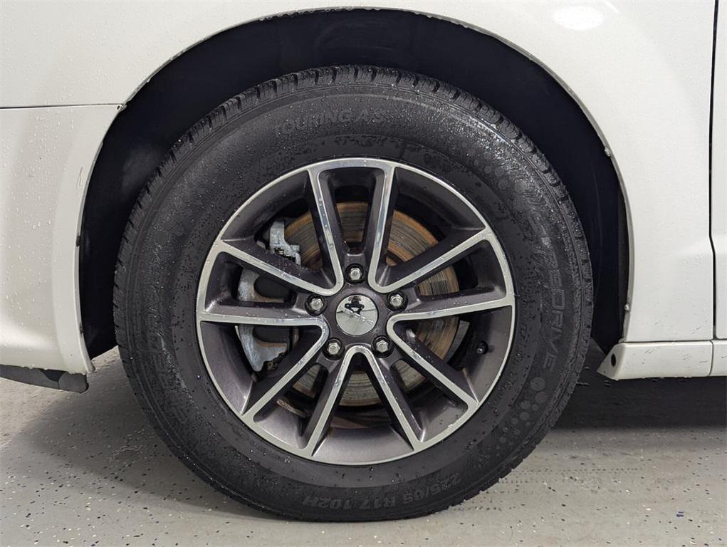 used 2016 Dodge Grand Caravan car