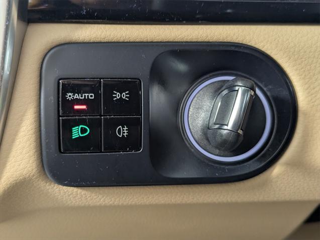 used 2021 Porsche Cayenne E-Hybrid car, priced at $46,991