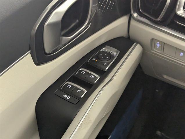 new 2025 Kia Sorento car, priced at $39,330