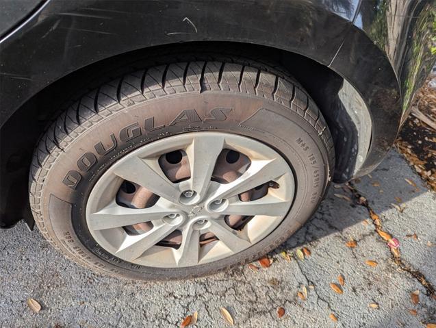 used 2015 Kia Rio car, priced at $3,991